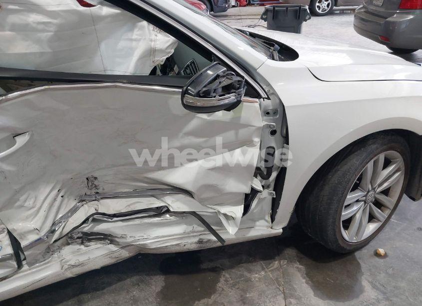 Photo 19 of 2017 Volkswagen Passat 1.8T SE (VIN 1VWGT7A33HC001397)