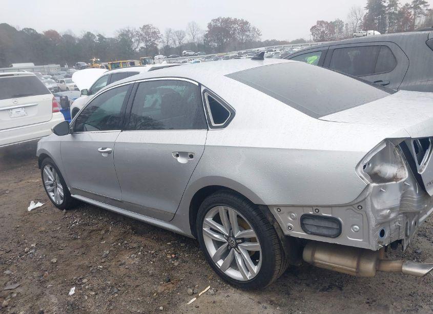 Photo 14 of 2017 Volkswagen Passat 1.8T SE (VIN 1VWGT7A33HC024095)