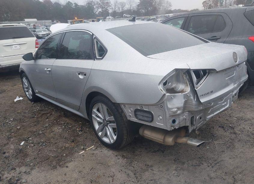 Photo 3 of 2017 Volkswagen Passat 1.8T SE (VIN 1VWGT7A33HC024095)