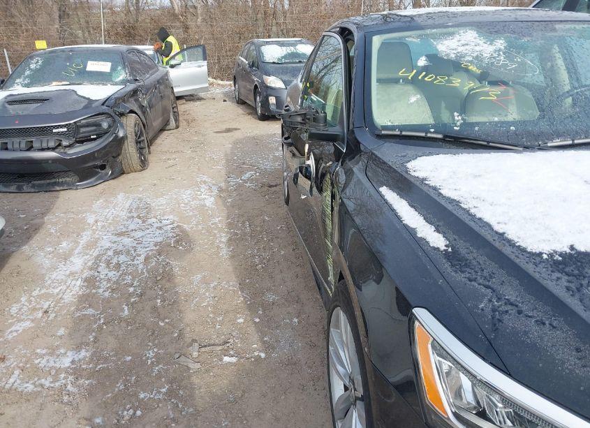 Photo 18 of 2017 Volkswagen Passat 1.8T SE (VIN 1VWGT7A33HC041284)