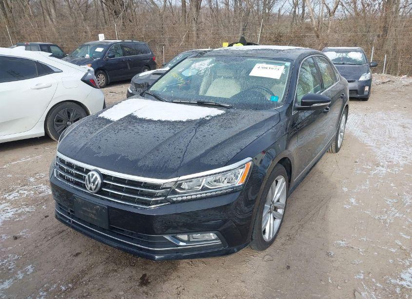 Photo 2 of 2017 Volkswagen Passat 1.8T SE (VIN 1VWGT7A33HC041284)