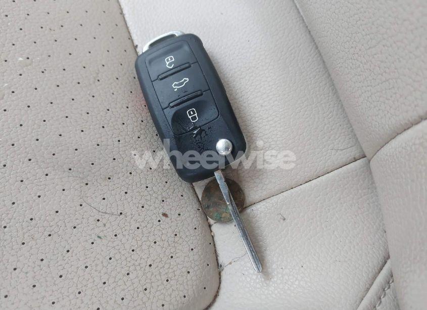 Photo 11 of 2017 Volkswagen Passat 1.8T SE (VIN 1VWGT7A33HC081221)