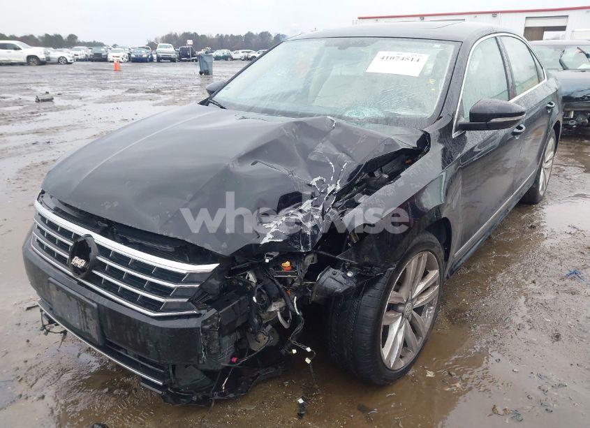Photo 6 of 2017 Volkswagen Passat 1.8T SE (VIN 1VWGT7A33HC081221)