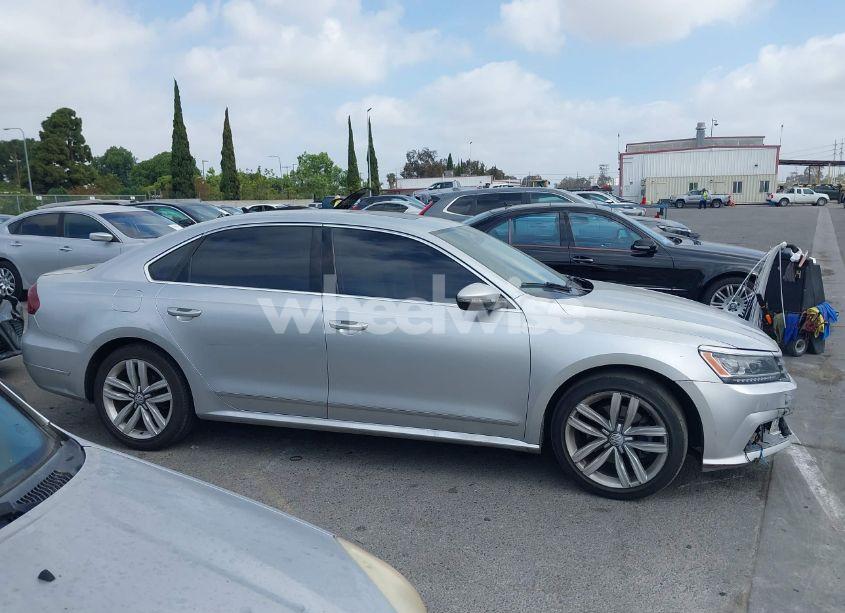 Photo 13 of 2017 Volkswagen Passat 1.8T SE (VIN 1VWGT7A35HC061276)