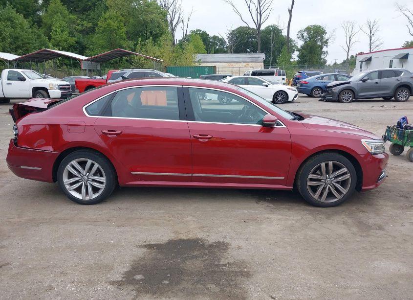 Photo 13 of 2017 Volkswagen Passat 1.8T SE (VIN 1VWGT7A35HC082421)