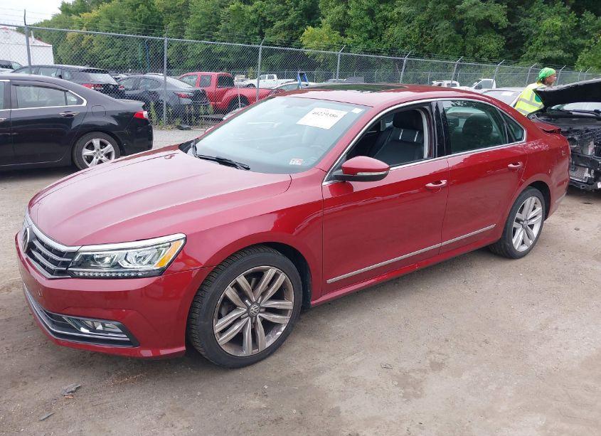 Photo 2 of 2017 Volkswagen Passat 1.8T SE (VIN 1VWGT7A35HC082421)