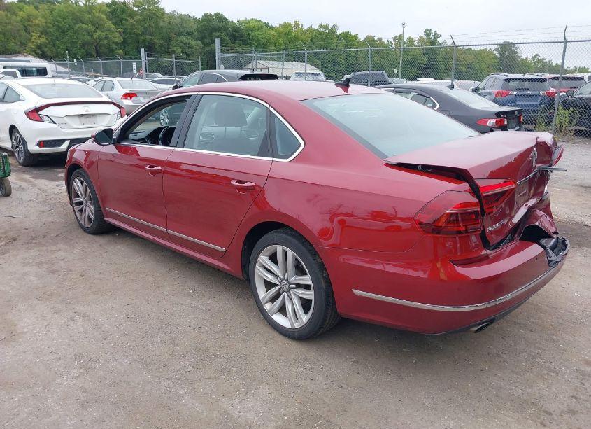 Photo 3 of 2017 Volkswagen Passat 1.8T SE (VIN 1VWGT7A35HC082421)