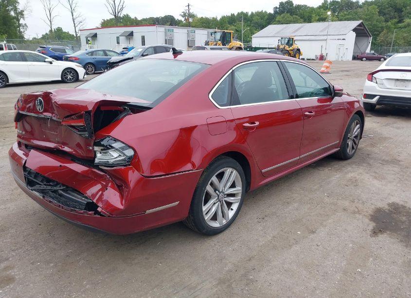 Photo 4 of 2017 Volkswagen Passat 1.8T SE (VIN 1VWGT7A35HC082421)