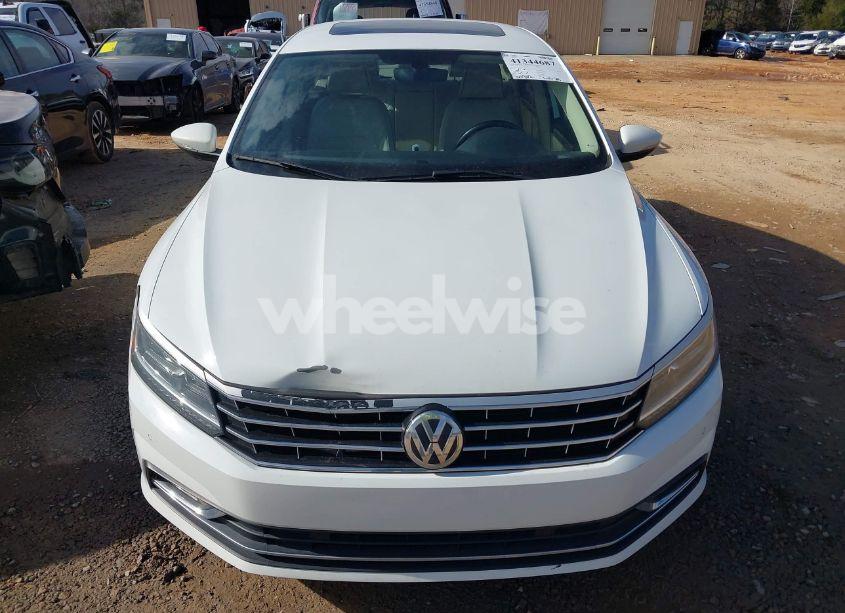 Photo 12 of 2017 Volkswagen Passat 1.8T SE (VIN 1VWGT7A36HC037052)