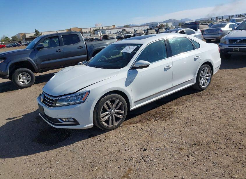 Photo 2 of 2017 Volkswagen Passat 1.8T SE (VIN 1VWGT7A36HC066986)