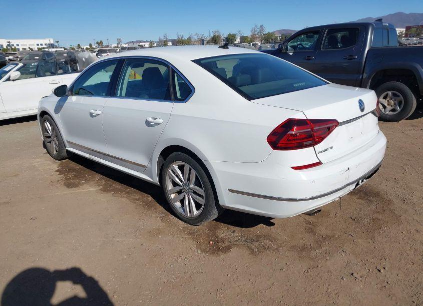 Photo 3 of 2017 Volkswagen Passat 1.8T SE (VIN 1VWGT7A36HC066986)