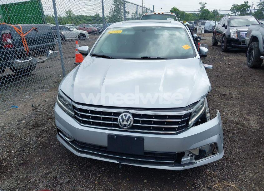 Photo 11 of 2017 Volkswagen Passat 1.8T SE (VIN 1VWGT7A37HC011964)