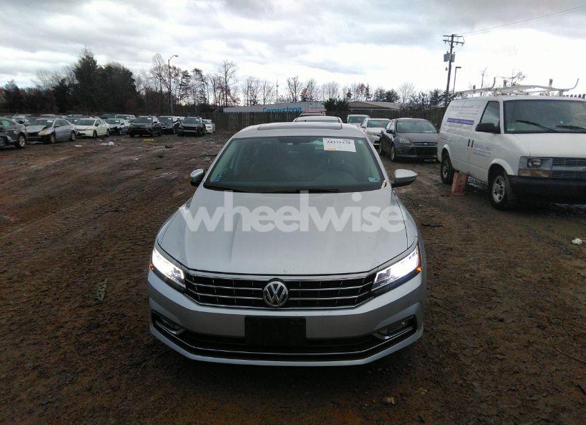 Photo 6 of 2017 Volkswagen Passat 1.8T SE (VIN 1VWGT7A37HC075454)