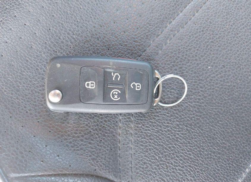 Photo 11 of 2017 Volkswagen Passat 1.8T SE (VIN 1VWGT7A38HC018552)