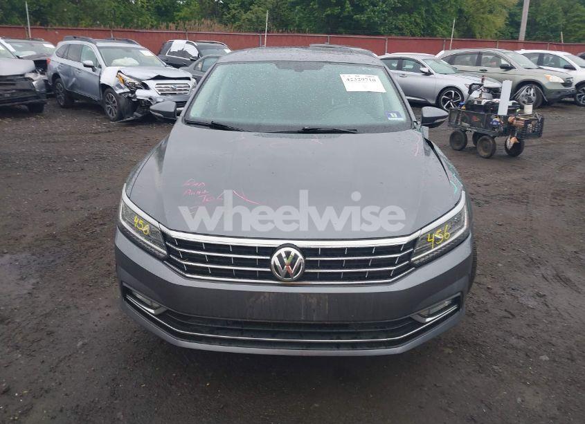 Photo 12 of 2017 Volkswagen Passat 1.8T SE (VIN 1VWGT7A38HC039272)