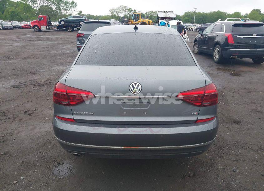 Photo 16 of 2017 Volkswagen Passat 1.8T SE (VIN 1VWGT7A38HC039272)