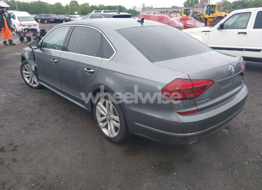 Photo 3 of 2017 Volkswagen Passat 1.8T SE (VIN 1VWGT7A38HC039272)