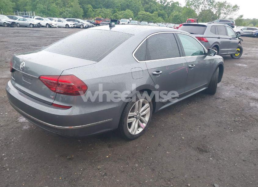Photo 4 of 2017 Volkswagen Passat 1.8T SE (VIN 1VWGT7A38HC039272)