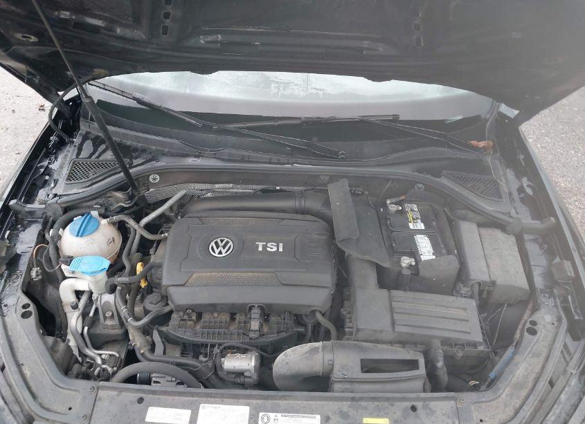 Photo 10 of 2017 Volkswagen Passat 1.8T SE (VIN 1VWGT7A39HC073320)