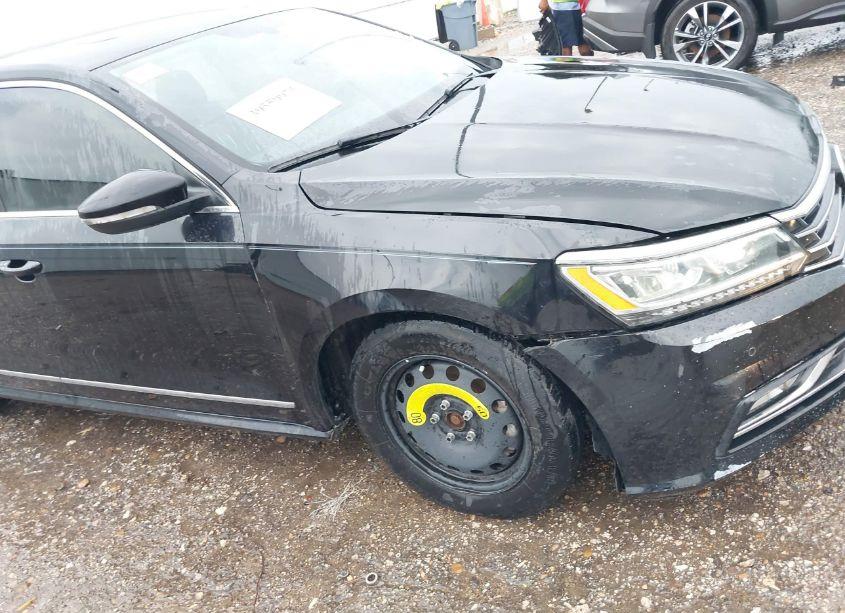 Photo 20 of 2017 Volkswagen Passat 1.8T SE (VIN 1VWGT7A39HC073320)