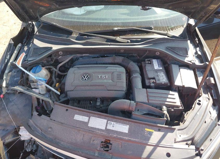 Photo 10 of 2017 Volkswagen Passat 1.8T SE (VIN 1VWGT7A39HC076718)