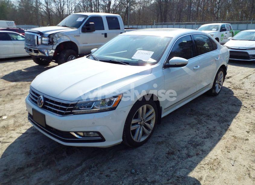 Photo 2 of 2017 Volkswagen Passat 1.8T SE (VIN 1VWGT7A3XHC025051)