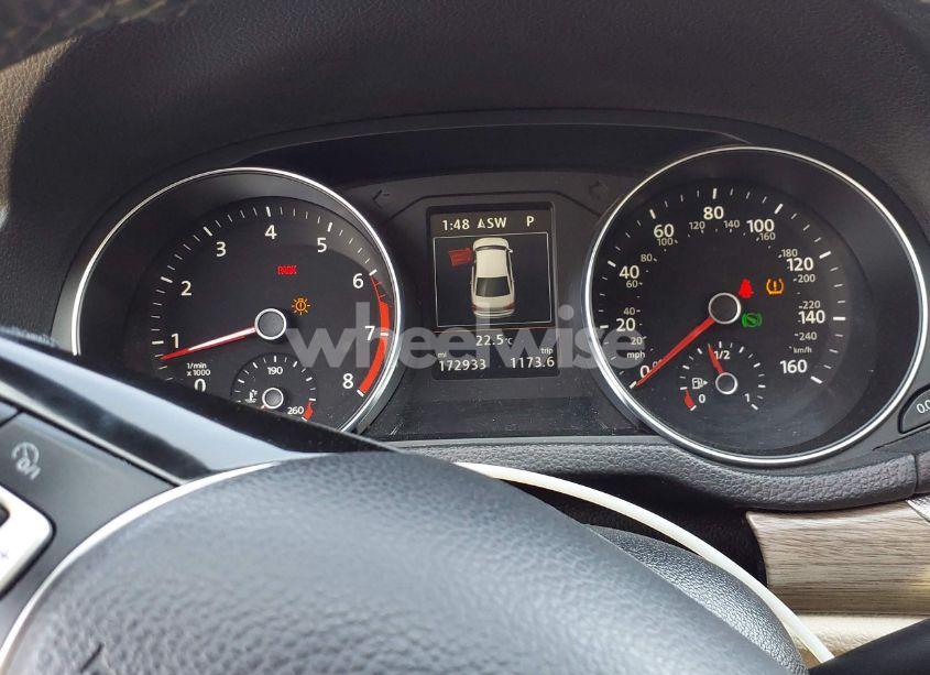 Photo 7 of 2017 Volkswagen Passat 1.8T SE (VIN 1VWGT7A3XHC025051)