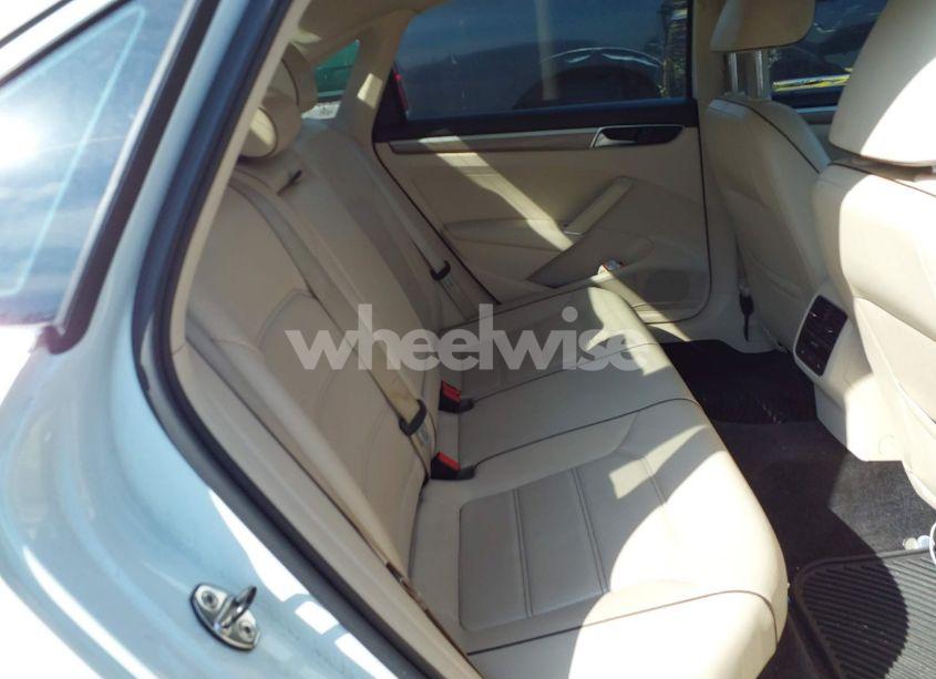 Photo 8 of 2017 Volkswagen Passat 1.8T SE (VIN 1VWGT7A3XHC025051)