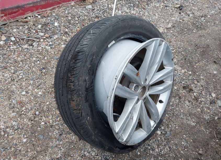 Photo 12 of 2017 Volkswagen Passat 1.8T SE (VIN 1VWGT7A3XHC053531)