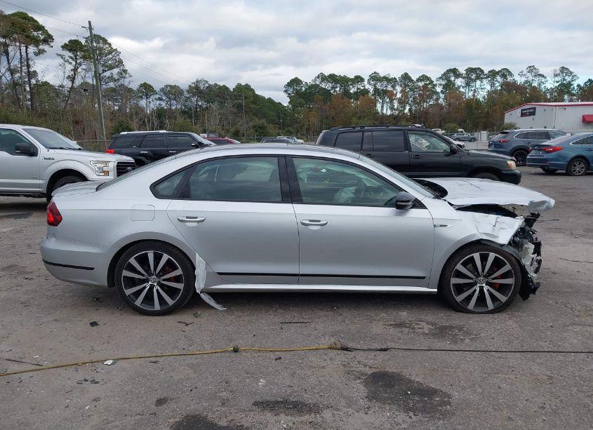 Photo 14 of 2018 Volkswagen Passat 3.6L V6 GT (VIN 1VWJM7A32JC049224)