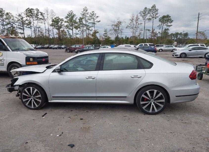 Photo 15 of 2018 Volkswagen Passat 3.6L V6 GT (VIN 1VWJM7A32JC049224)