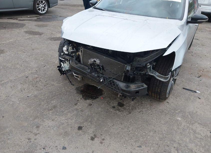 Photo 6 of 2018 Volkswagen Passat 3.6L V6 GT (VIN 1VWJM7A32JC049224)