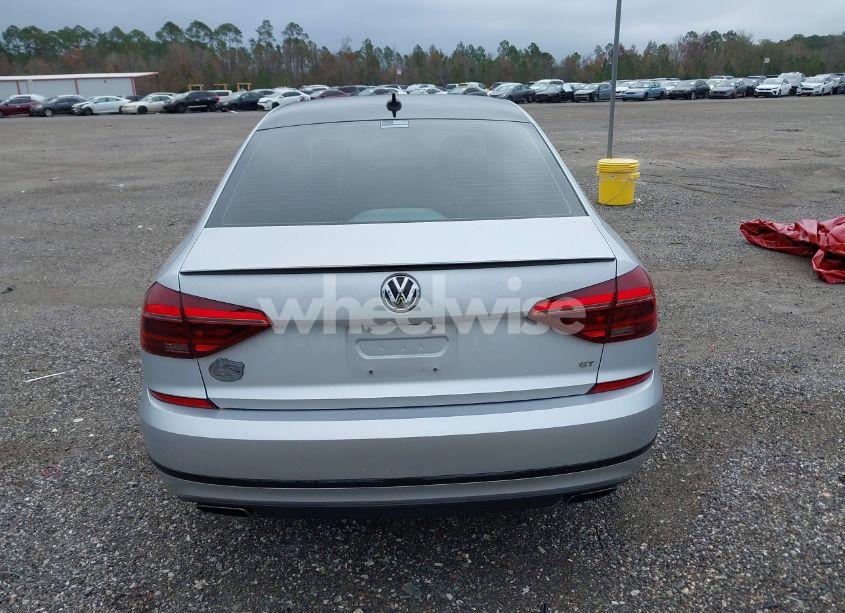 Photo 16 of 2018 Volkswagen Passat 3.6L V6 GT (VIN 1VWJM7A36JC049310)