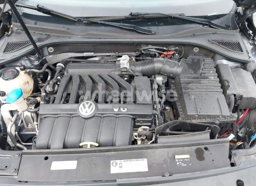 Photo 10 of 2018 Volkswagen Passat 3.6L V6 GT (VIN 1VWJM7A37JC040728)