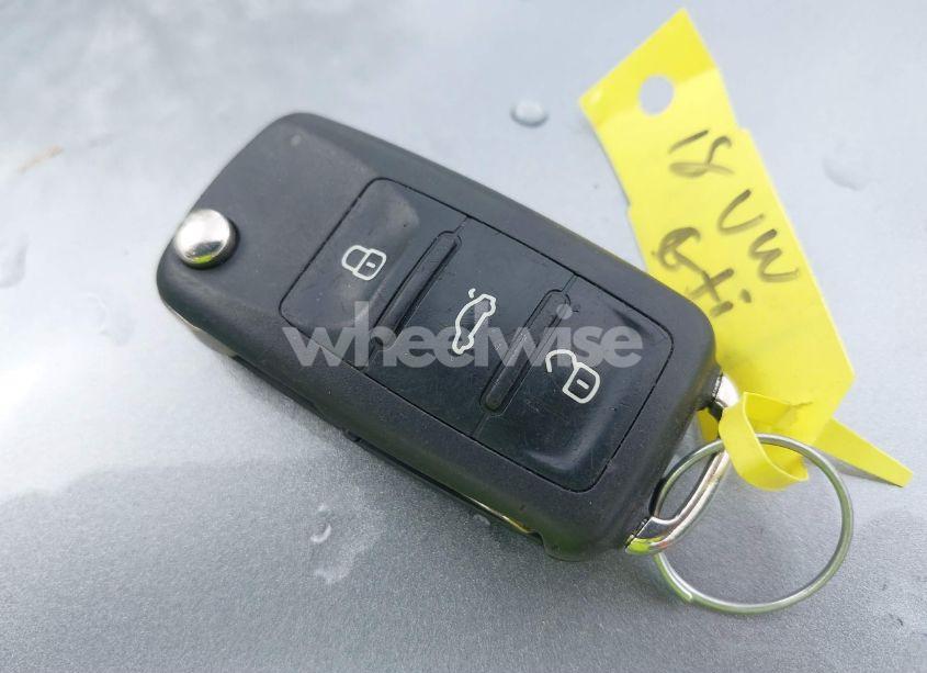 Photo 11 of 2018 Volkswagen Passat 3.6L V6 GT (VIN 1VWJM7A37JC040728)