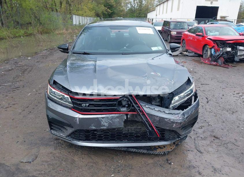 Photo 12 of 2018 Volkswagen Passat 3.6L V6 GT (VIN 1VWJM7A37JC040728)