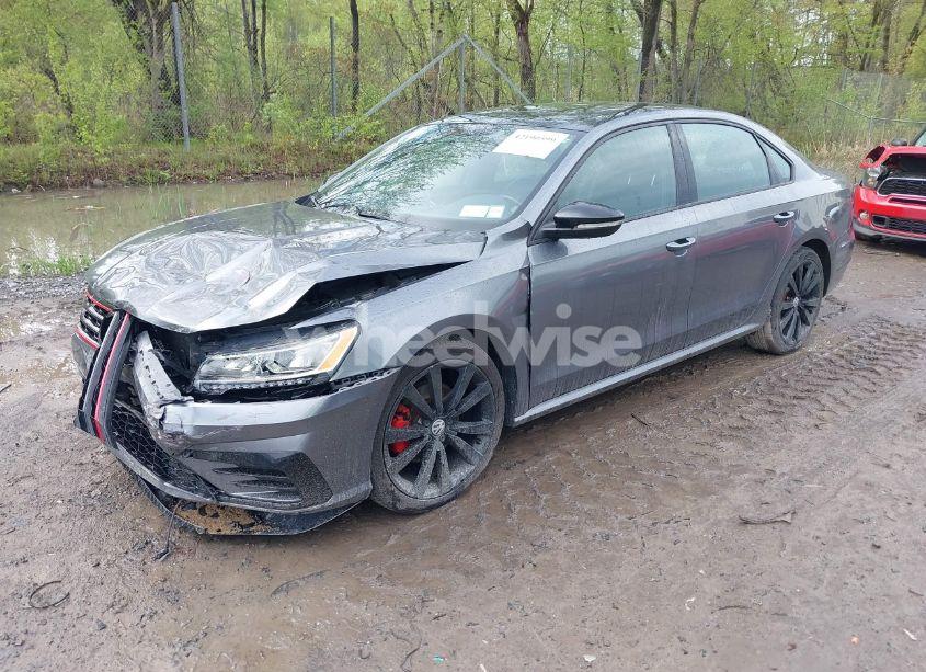 Photo 2 of 2018 Volkswagen Passat 3.6L V6 GT (VIN 1VWJM7A37JC040728)