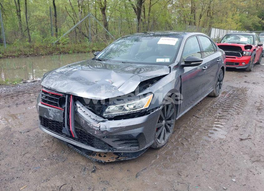 Photo 6 of 2018 Volkswagen Passat 3.6L V6 GT (VIN 1VWJM7A37JC040728)