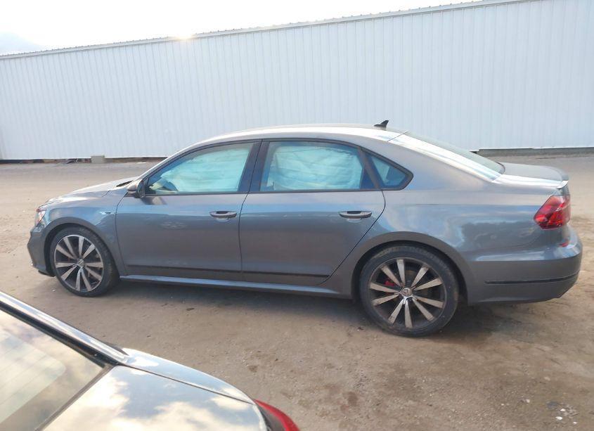 Photo 15 of 2018 Volkswagen Passat 3.6L V6 GT (VIN 1VWJM7A38JC035019)