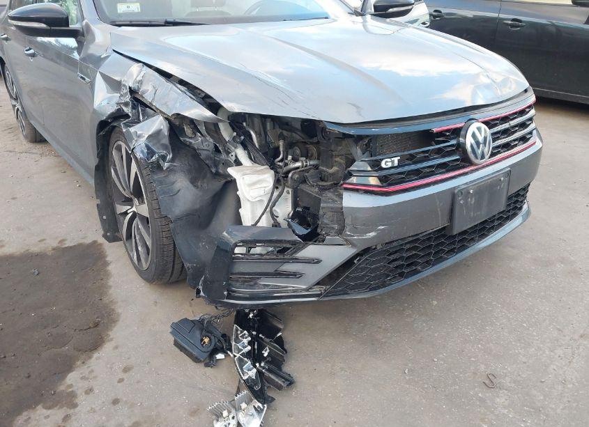 Photo 6 of 2018 Volkswagen Passat 3.6L V6 GT (VIN 1VWJM7A38JC035019)