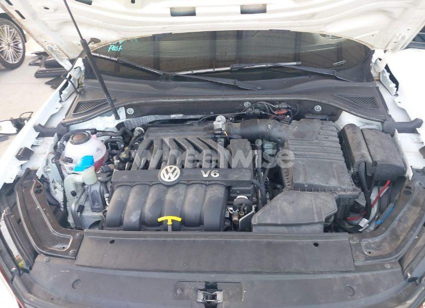 Photo 10 of 2018 Volkswagen Passat 3.6L V6 GT (VIN 1VWJM7A39JC030184)