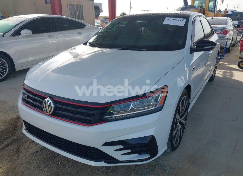 Photo 2 of 2018 Volkswagen Passat 3.6L V6 GT (VIN 1VWJM7A39JC030184)
