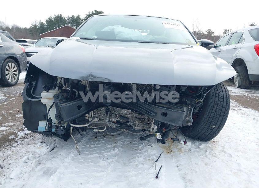 Photo 6 of 2018 Volkswagen Passat 3.6L V6 GT (VIN 1VWJM7A3XJC023275)