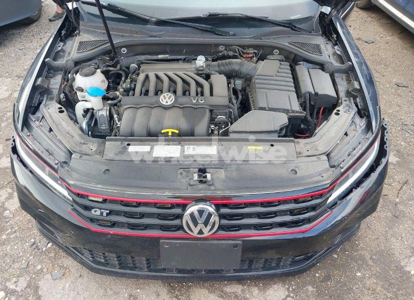 Photo 10 of 2018 Volkswagen Passat 3.6L V6 GT (VIN 1VWJM7A3XJC038004)