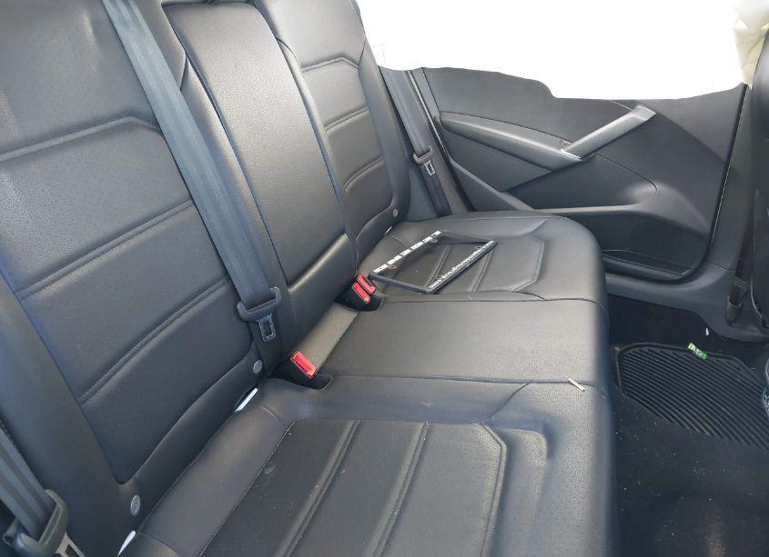 Photo 8 of 2019 Volkswagen Passat 2.0T WOLFSBURG EDITION (VIN 1VWLA7A32KC000480)