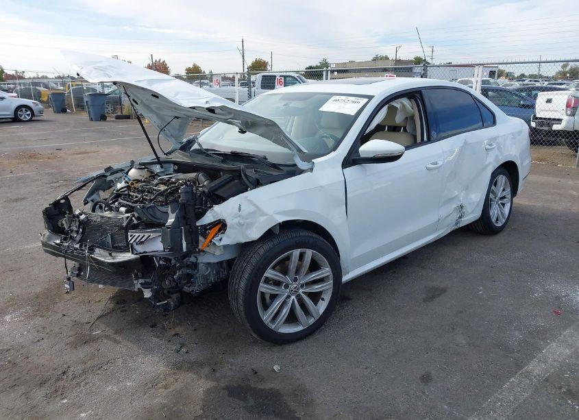 Photo 2 of 2019 Volkswagen Passat 2.0T WOLFSBURG EDITION (VIN 1VWLA7A33KC007115)
