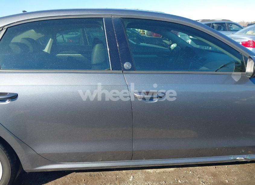 Photo 14 of 2019 Volkswagen Passat 2.0T WOLFSBURG EDITION (VIN 1VWLA7A33KC007941)