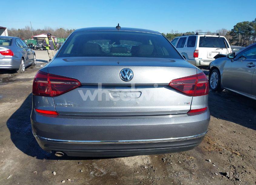 Photo 17 of 2019 Volkswagen Passat 2.0T WOLFSBURG EDITION (VIN 1VWLA7A33KC007941)
