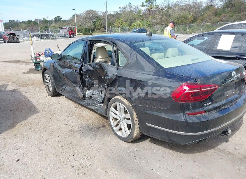 Photo 3 of 2019 Volkswagen Passat 2.0T WOLFSBURG EDITION (VIN 1VWLA7A34KC012694)
