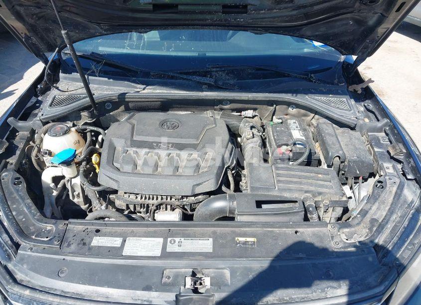 Photo 10 of 2019 Volkswagen Passat 2.0T WOLFSBURG EDITION (VIN 1VWLA7A35KC004541)